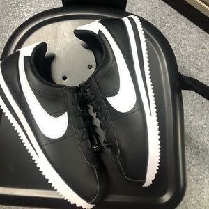 Black Cortez 7y